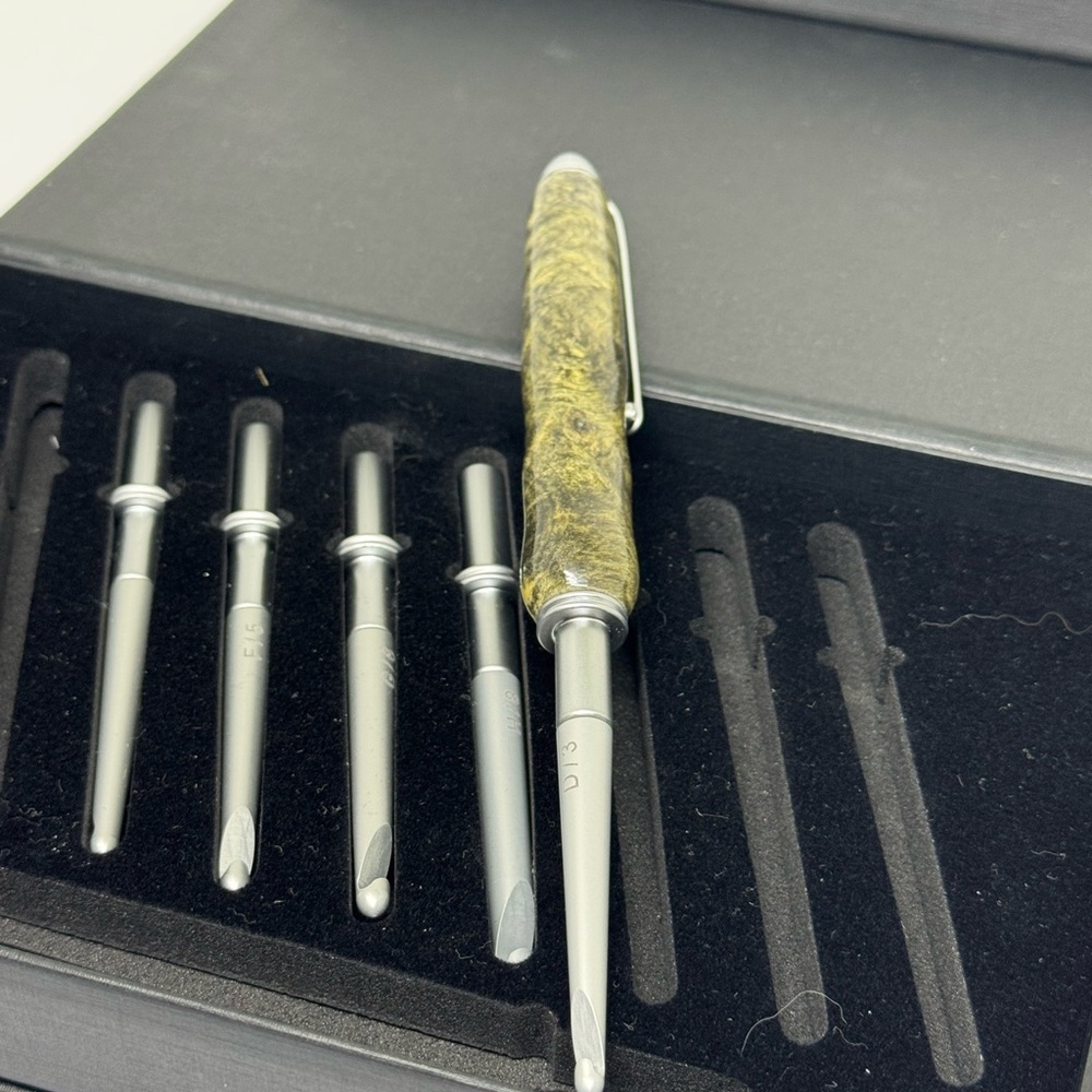 Crochet hook set
